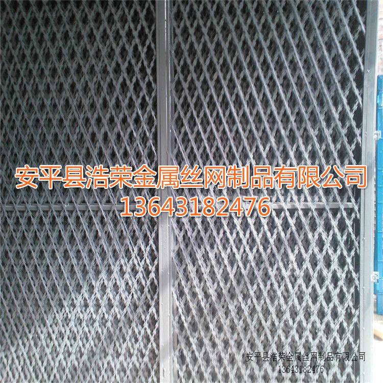 魚溏四周用刺繩 魚溏四周用刺繩