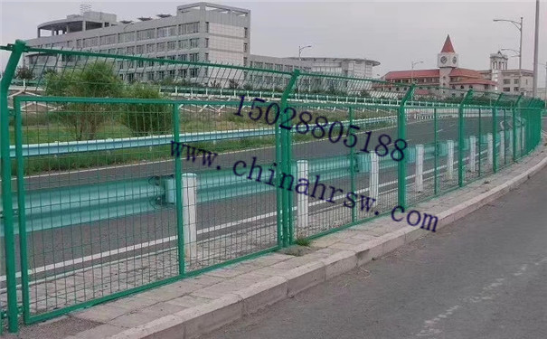 高速公路護(hù)欄網(wǎng) 高速公路護(hù)欄網(wǎng)