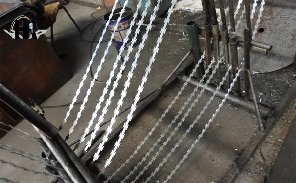 鍍鋅刺繩 鍍鋅刺繩