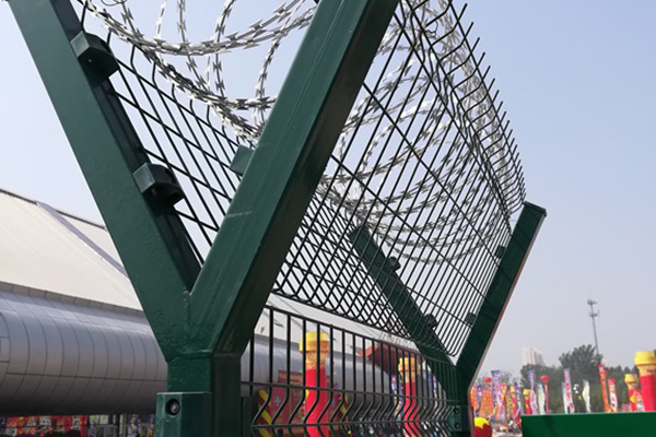 刀片刺繩在中小金礦中的應(yīng)用 刀片刺繩在中小金礦中的應(yīng)用