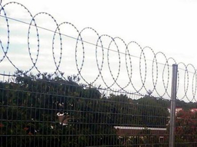 平鋪型刀片刺繩 平鋪型刀片刺繩